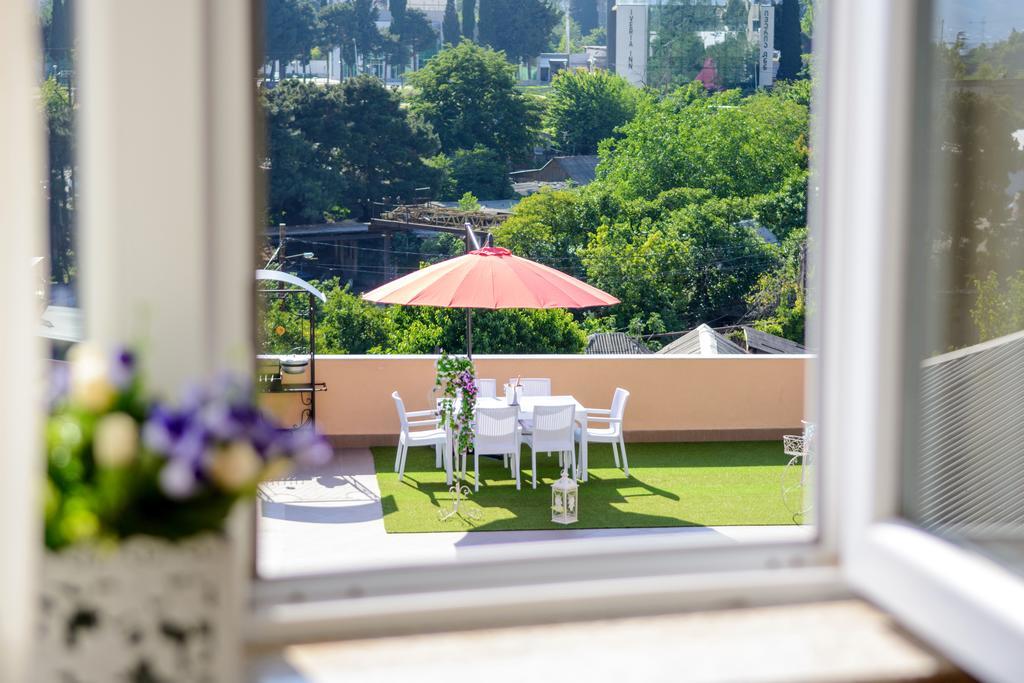 Apart Hotel Mx Тбилиси Екстериор снимка