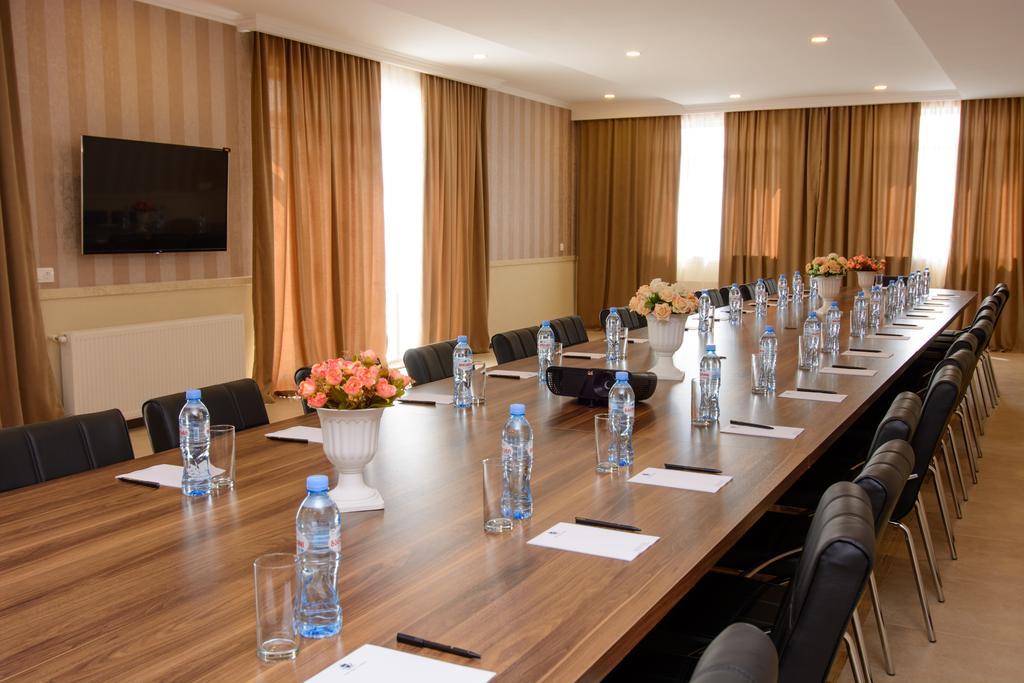 Apart Hotel Mx Тбилиси Екстериор снимка